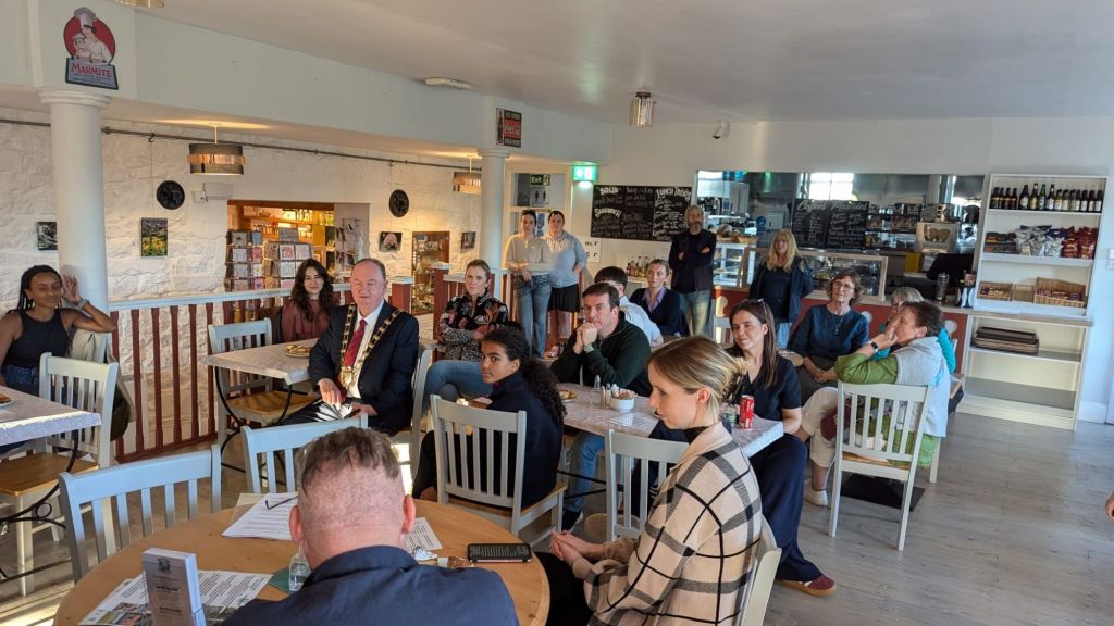 img-20250923-wa00176018052979862388639